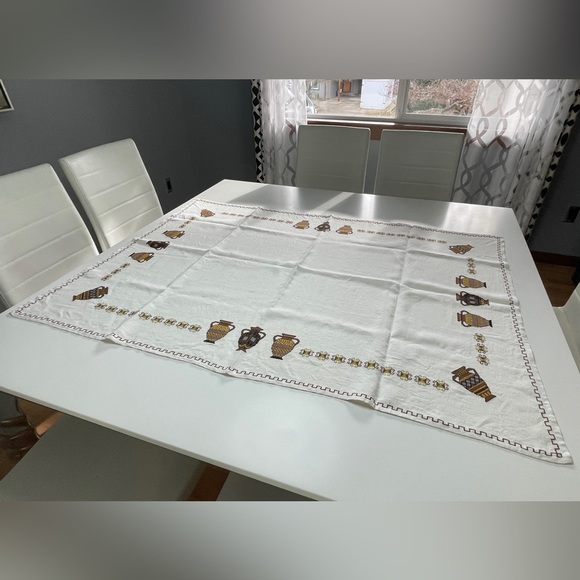 Vintage Cross-stitched Tablecloth (handmade) with playful Grecian Urn design - Picture 2 of 16